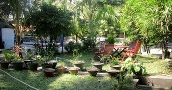 Motel Yaewaddy 2*